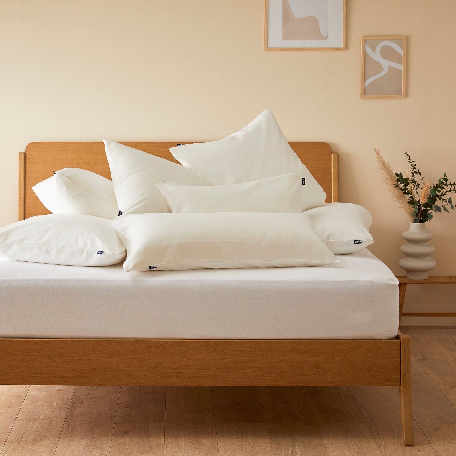 Chambre saine : linge de lit, matelas, oreiller, couette