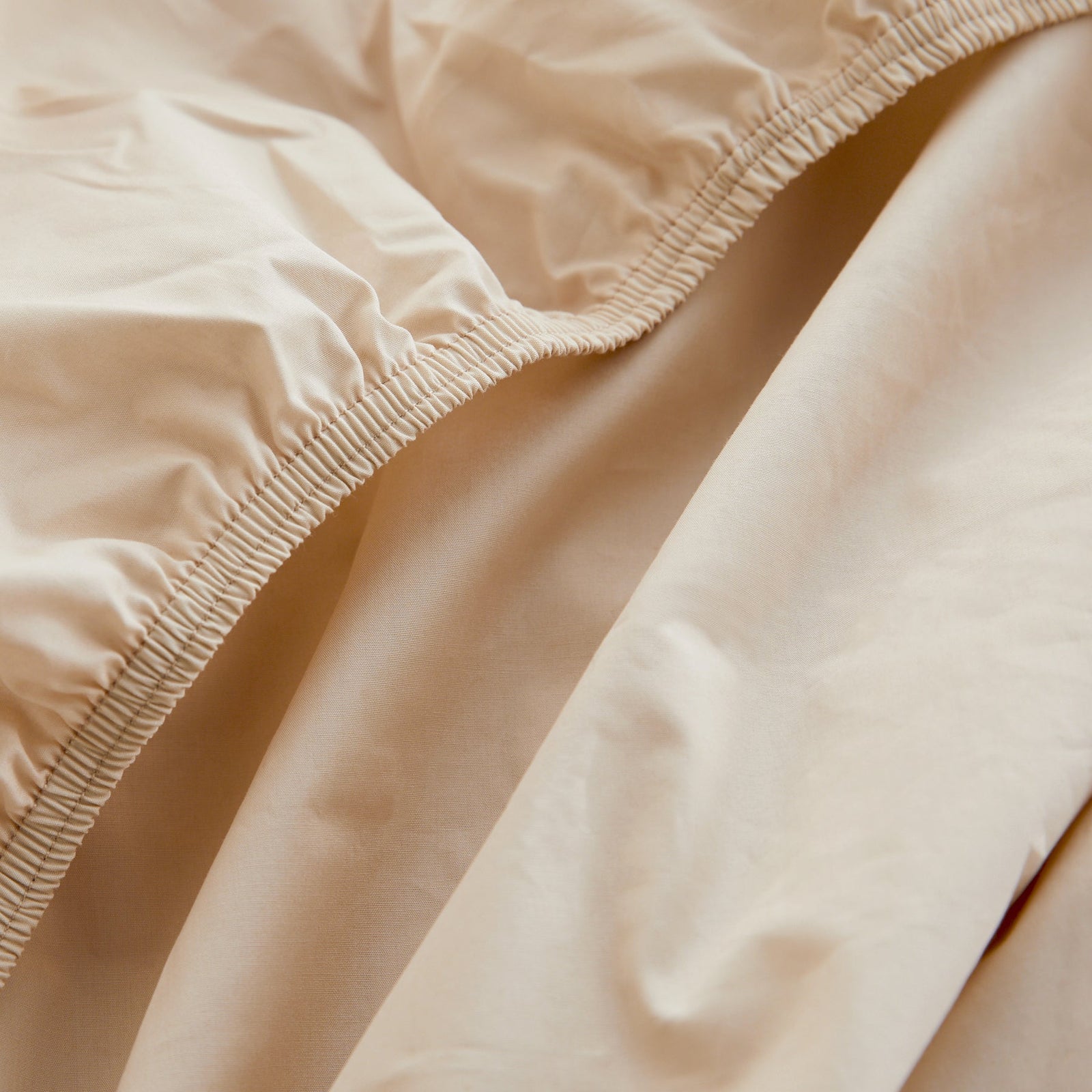 Le drap-housse en percale de coton bio - Les Bienfaiteurs - Beige