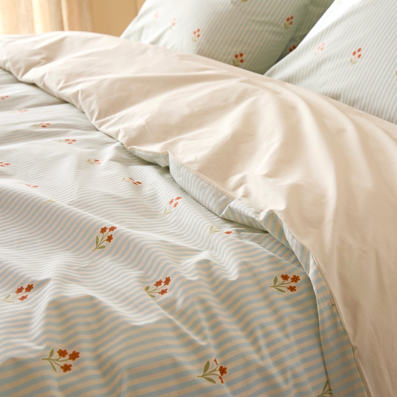 La housse de couette en percale de coton bio - Nuit fleurie